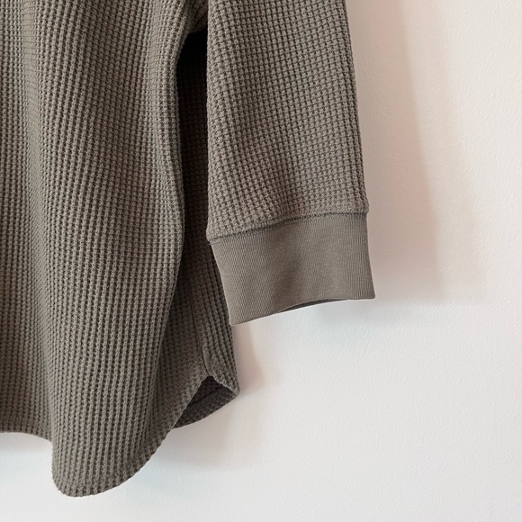 Waffle Knit Shirt - Picture 3 of 3